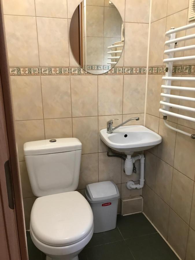 Міни-Хостел Родинного Типу Dubai Uzhhorod Exterior photo